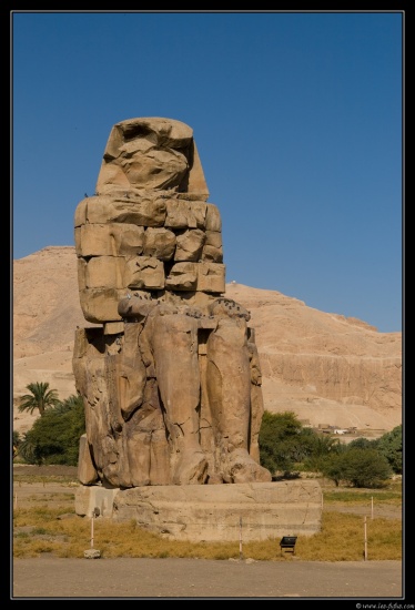 b071121 - 5476 - Colosse de Memnon